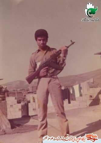 نگاهی کوتاه به زندگینامه شهید سرافراز احمد کاشانی احمدی نگاهی کوتاه به زندگینامه شهید سرافراز احمد کاشانی احمدی