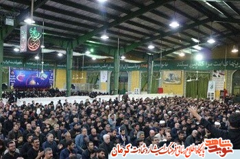 حسینیه ثارالله رفسنجان میزبان دل های غصه دار شهید سلیمانی بود حسینیه ثارالله رفسنجان میزبان دل های غصه دار شهید سلیمانی بود