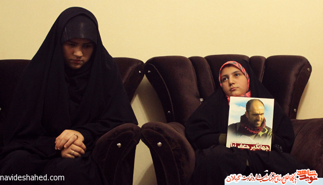 دختر شهید جعفری نیا؛ نخستین دختر گیلانی که پرواز می کند دختر شهید جعفری نیا؛ نخستین دختر گیلانی که پرواز می کند