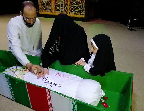 وداع با پیکر شهید «سعید دلالت» در معراجالشهدای تهران وداع با پیکر شهید «سعید دلالت» در معراجالشهدای تهران