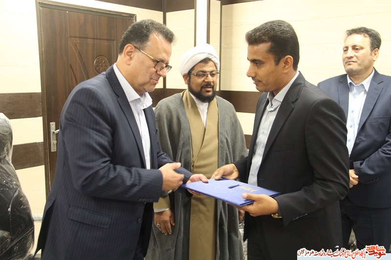 ایثارگران همچون دوران دفاع مقدس در جنگ اقتصادی میتوانند برای کشور افتخارآفرین باشند ایثارگران همچون دوران دفاع مقدس در جنگ اقتصادی میتوانند برای کشور افتخارآفرین باشند