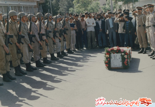 قاب یادگاری از شهید محمدحسن خوش رفتار