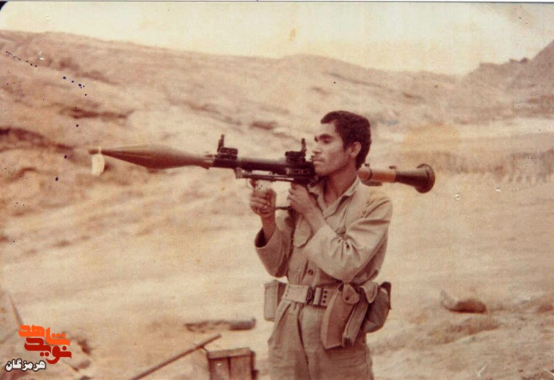 تصاویر به یادگار مانده از شهید «ایرج صالحی»