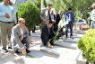 قبور مطهر شهدای کلانشهر اراک به مناسبت بزرگداشت روز معلم گلباران شد