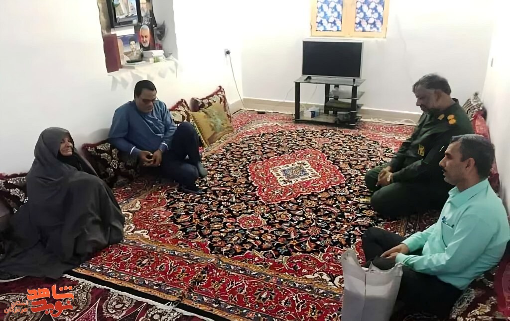 دیدار رئیس بنیاد شهید رودان از خانواده‌های معظم شهدا در بخش بیکاه