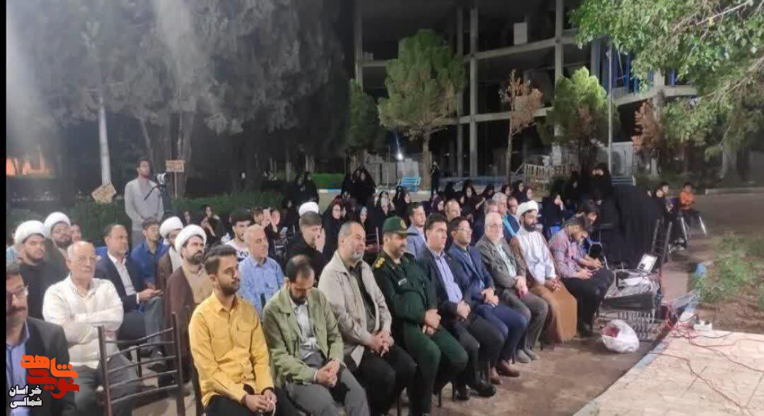 تصاویر/ یادواره شهدای گمنام، دانشجو و اساتیدبرگزار شد