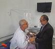 عیادت مدیرکل بنیاد شهید مازندران از پدر شهید «محمدپور» در بیمارستان شفا ساری
