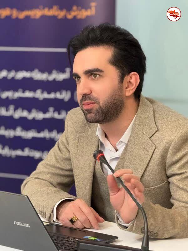 عکس/ تصاویر دیده نشده از نابغه هوش مصنوعی شهید مجید تجن جاری