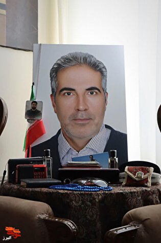 نماینده ولی‌فقیه در البرز با خانواده شهدای حمله...