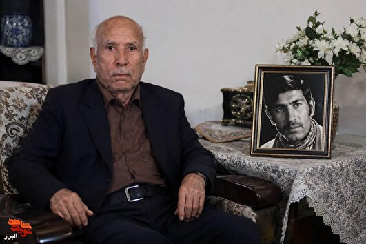 کارمند دادگاه انقلاب بود، اما دلش در جبهه بود