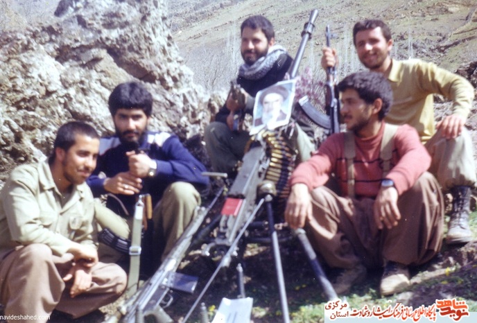 از چپ: علی رمضنی --- شهید مهدی اسماعیلی - شهید مجتبی نوری - مرتضی کاظمی