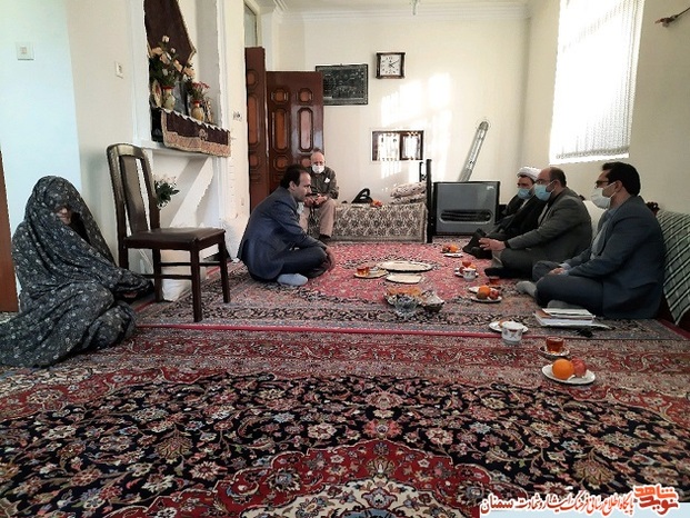 دیدار با خانواده معزز شهید والامقام محمدتقی متقینسب در سالروز وفات حضرت امالبنین (س)- مهدیشهر، هشتم بهمن ۱۳۹۹