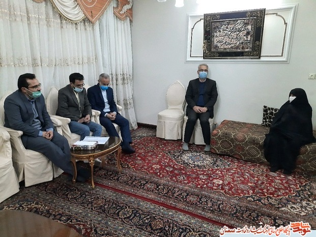 دیدار مدیرکل بنیاد شهید استان سمنان با مادر گرامی شهید والامقام بهمن ذوالفقاریان- دوازدهم بهمن ۹۹