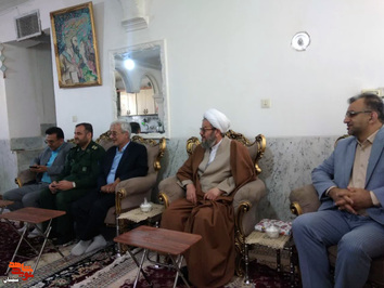 دیدار مسئولان محلی شهرستان دامغان با خانواده معظم شهید والامقام فرهاد روشنایی- ششم اردیبهشتماه ۱۴۰۲ شهرستان دامغان