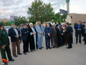 ادای احترام معاون اقتصادی رئیس جمهور به مقام والای شهدا- چهاردهم خرداد ۱۴۰۲ گلزار شهدای گمنام شهر دیباج از توابع شهرستان دامغان